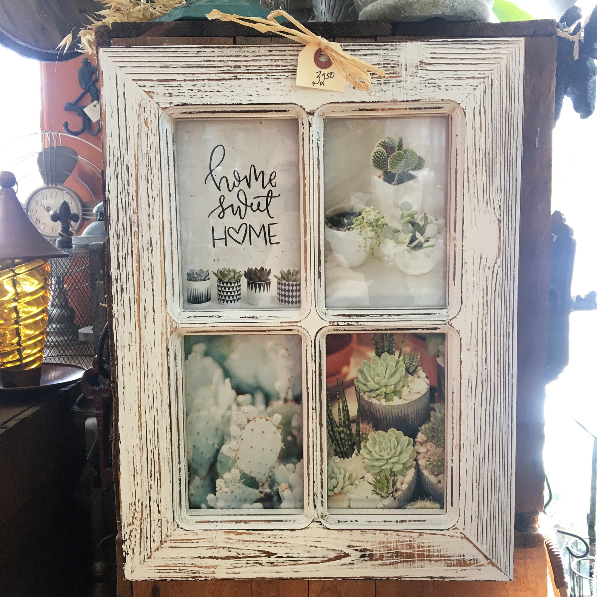 Cadre en bois pour photographie * Chacun de nos produits sont uniques. Pour cette raison veuillez vérifier la disponibilité en magasin en nous téléphonant au 819 326-3563 avant votre achat.