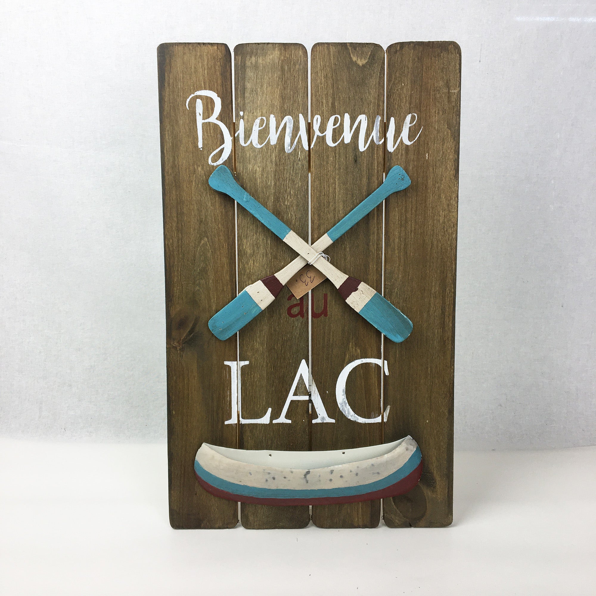 Cadre décoratif - Bienvenue au lac * Chacun de nos produits sont uniques. Pour cette raison veuillez vérifier la disponibilité en magasin en nous téléphonant au 819 326-3563 avant votre achat.